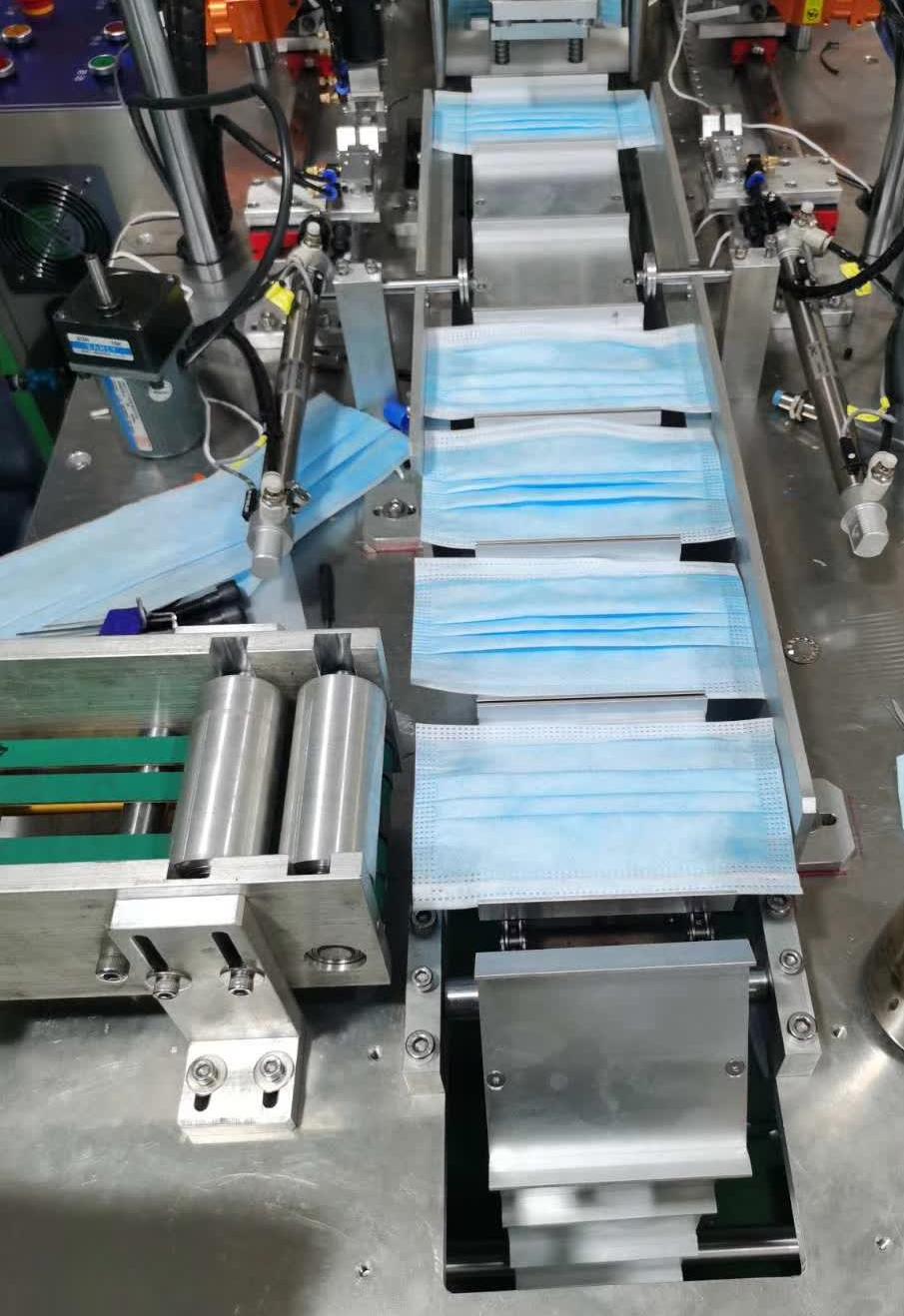自動(dòng)化口罩生產(chǎn)線.jpg 自動(dòng)化口罩生產(chǎn)線.jpg